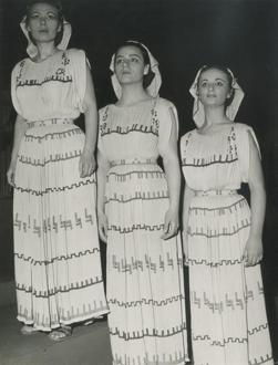 YE1957_08R01_PH007