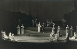 YE1957_08R01_PH012