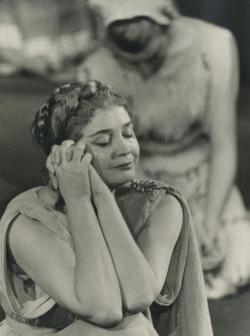 YE1957_08R01_PH013
