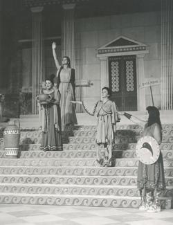 YE1957_10R03_PH005