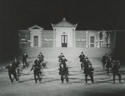 YE1957_10_PH010