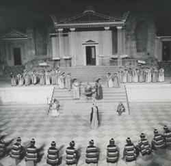YE1957_10_PH015