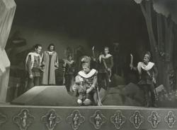 YE1957_13_PH001