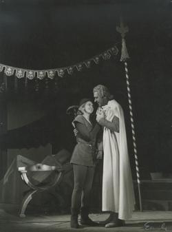 YE1957_13_PH005