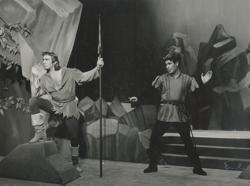 YE1957_13_PH013