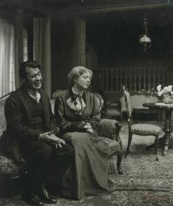 YE1957_15_PH005