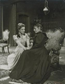 YE1957_15_PH010