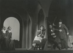 YE1957_16_PH004