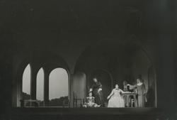 YE1957_16_PH005
