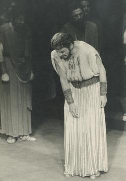 YE1958_05_PH009