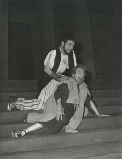 YE1958_05_PH022