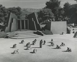 YE1958_08_PH002