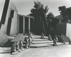 YE1958_08_PH005