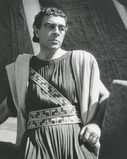 YE1958_08_PH013