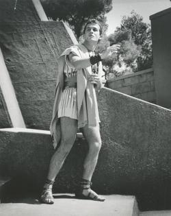 YE1958_08_PH014
