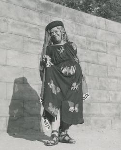 YE1958_09_PH002