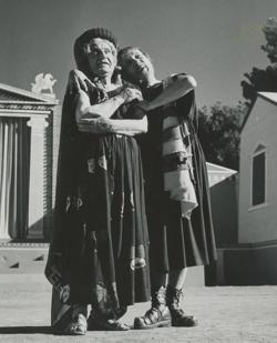 YE1958_09_PH011