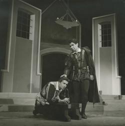 YE1958_13_PH003