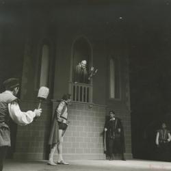 YE1958_13_PH010
