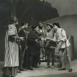 YE1958_14_PH012