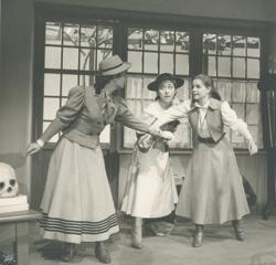 YE1960_04_CO013
