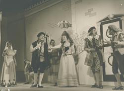 YE1963_05_PH018