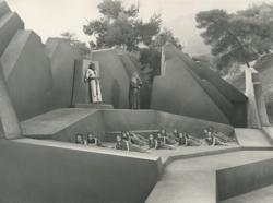 YE1963_06_PH011