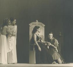 YE1963_11_PH016