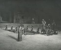 YE1965_04_PH009