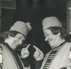 YE1965_08_PH012