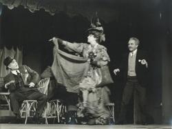 YE1966_01_PH010