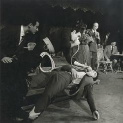 YE1966_01_PH018