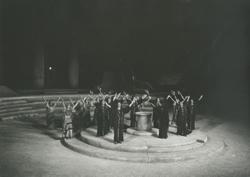 YE1966_05_PH001