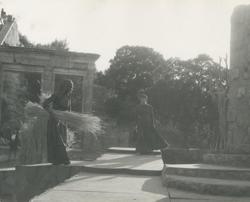 YE1969_07_PH016