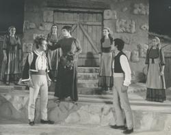 YE1969_07_PH023
