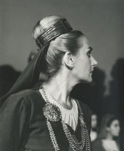 YE1970_04_PH004