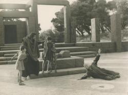 YE1970_06_PH003