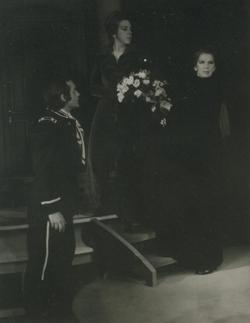 YE1971_16_PH002