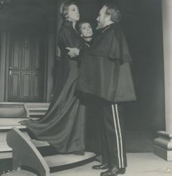 YE1971_16_PH016