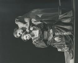 YE1973_13_PH008