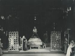YE1974_06_PH005