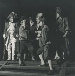 YE1974_12_PH023