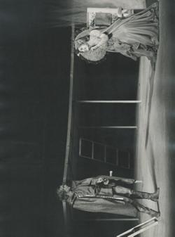 YE1975_12_PH006