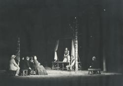 YE1976_01_PH003