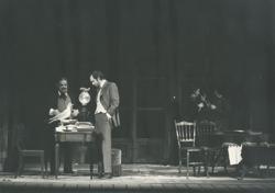 YE1976_01_PH005