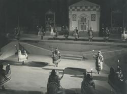 YE1976_08_PH008