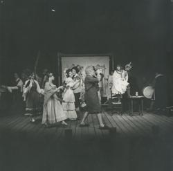 YE1976_10_PH001