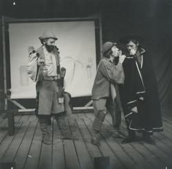 YE1976_10_PH004