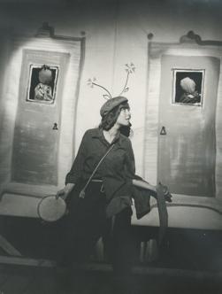 YE1976_10_PH007