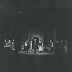 YE1976_11_PH006